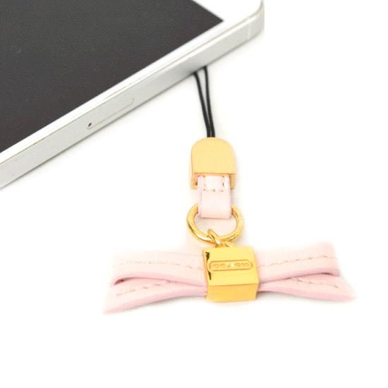 COACH（コーチ） 携帯ストラップ リボン レザー チャーム 携帯