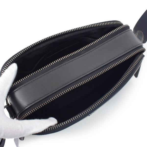 【美品！】COACHメンズショルダーバッグ（ストライプデザインブラックカラー） 美品！】COACHメンズショルダーバッグ（ストライプデザイン