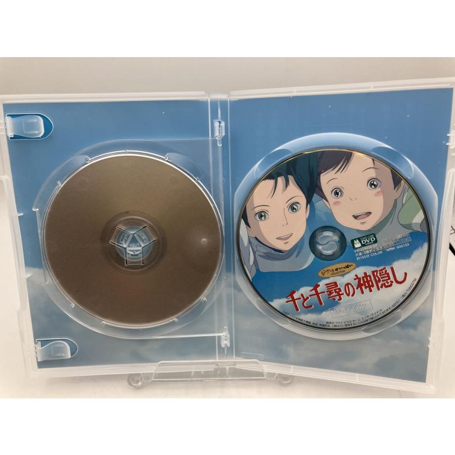 ジブリ【未使用】千と千尋の神隠し　本編ディスク(DVD )　他・4セット❗ 千と千尋の神隠し (本編ディスク+特典ディスク 2枚組) /DVD 中古 セル
