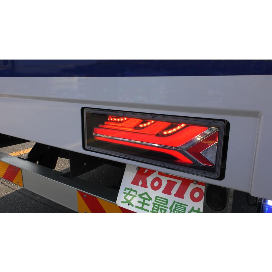 KOITO オールLEDリアコンビネーションランプ流鏑馬（YABUSAME）'17レンジャー（純正電球式２連テールランプ付）用セットの画像