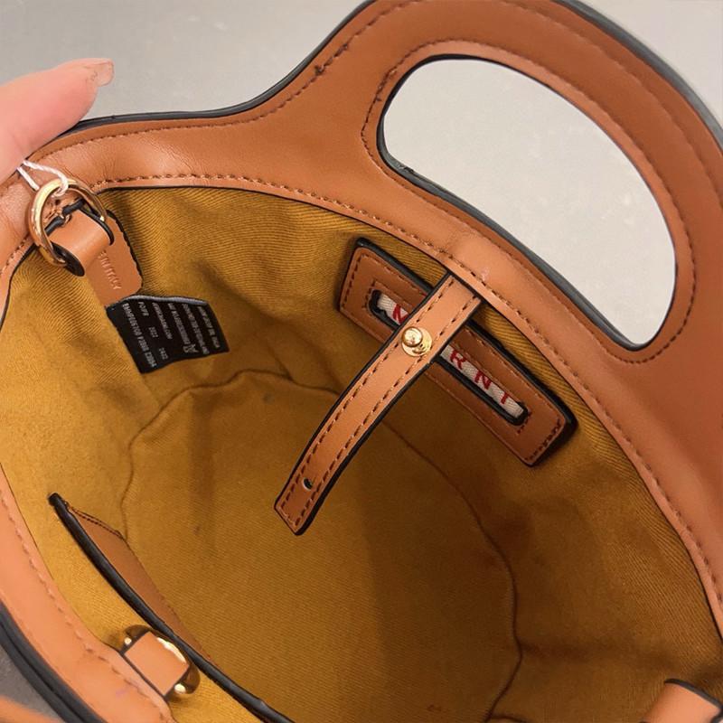 MARNI(マルニ) ブラウン TROPICALIA BAG MICRO ハンドバッグ MARNI(マルニ) ブラウン TROPICALIA BAG MICRO ハンドバッグ