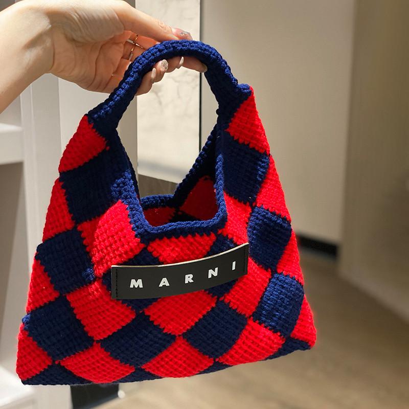 MARNI(マルニ) ブルー&レッド テックウール製 MARNI MARKET DIAMOND