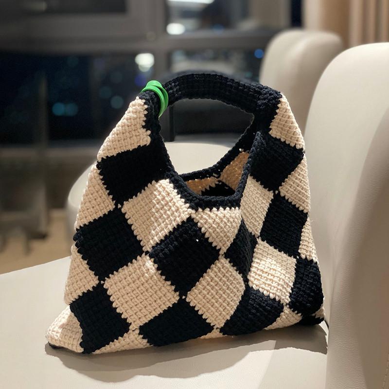 MARNI(マルニ) ホワイト&ブラック MARNI MARKET DIAMOND テック MARNI(マルニ) ホワイト&ブラック MARNI MARKET DIAMOND テック