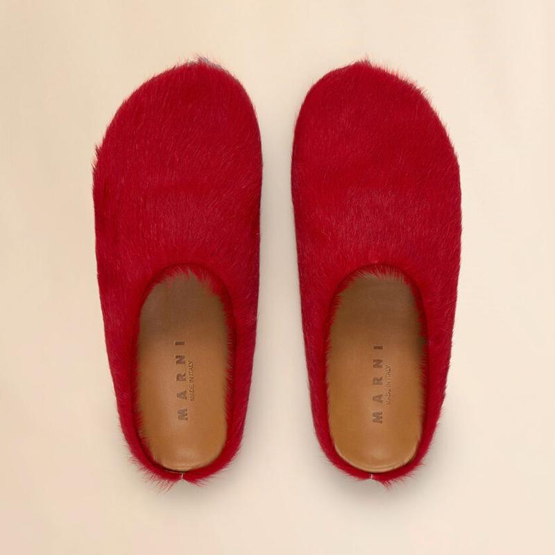 MARNI サンダル レッド レッド　37サイズ MARNI（マルニ） レッド ロングヘアー カーフスキン スリッポン サボ