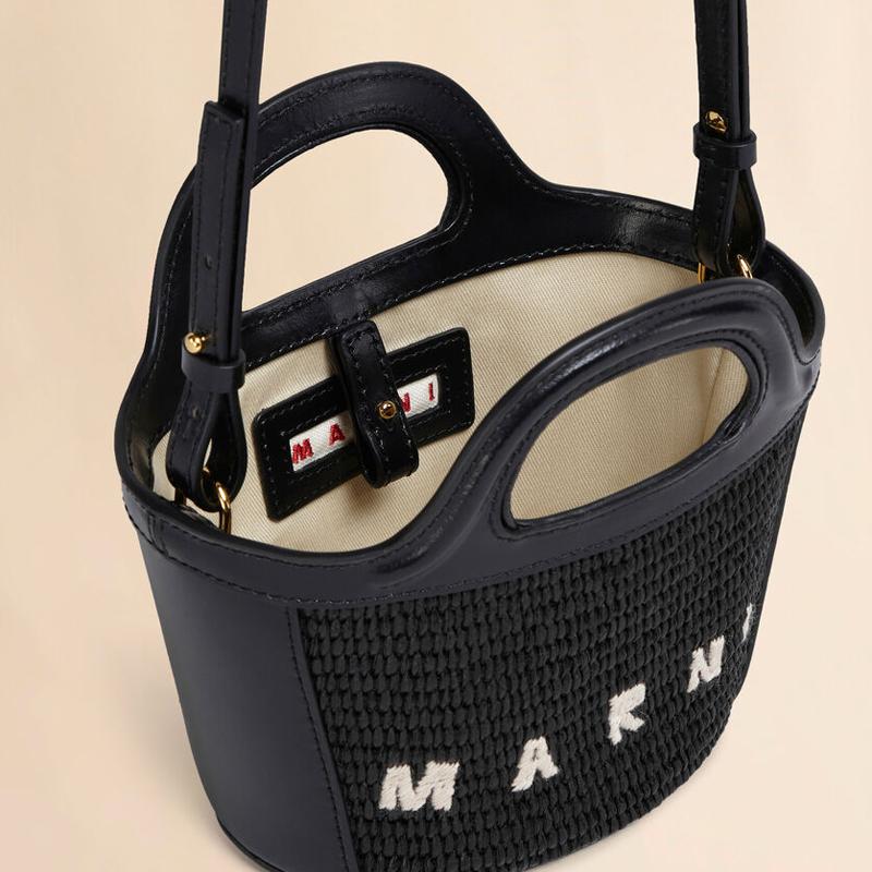 MARNI マルニ Tropicalia micro ブラックレザー MARNI（マルニ） ブラック レザー ラフィアエフェクト ファブリック製