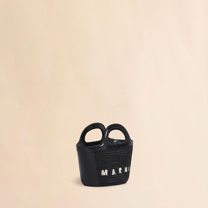 MARNI（マルニ） ブラック レザー ラフィアエフェクト ファブリック製