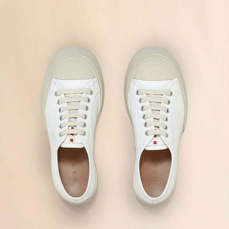 ホワイトナッパーレザー　レースアップスニーカー　marni ホワイトナッパーレザーレースアップスニーカーmarni
