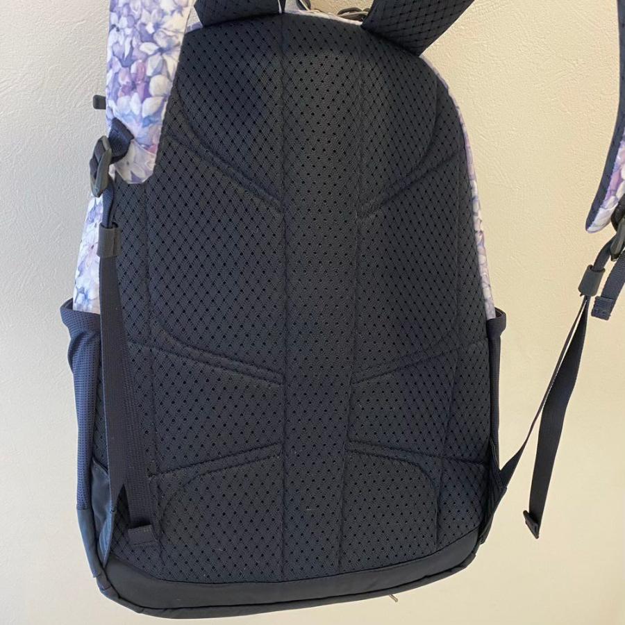 ノースフェイス 花柄 リュック エッセンシャル18 バックパック メンズ レディース The North Face Nm2sl11b S6 Pinnaヤフーショップ 通販 Yahoo ショッピング