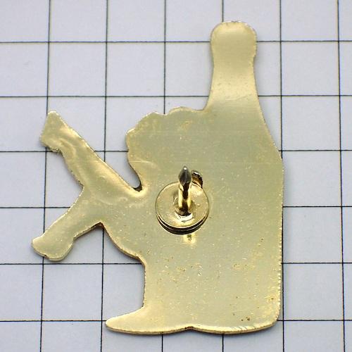 ピンバッジ・シャンパーニュ酒グラスの中のベティちゃん漫画◇フランス