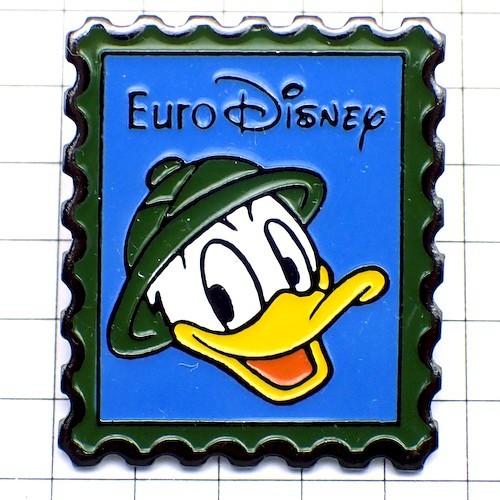 ピンバッジ・冒険家ドナルドダック切手型ディズニー◇フランス限定