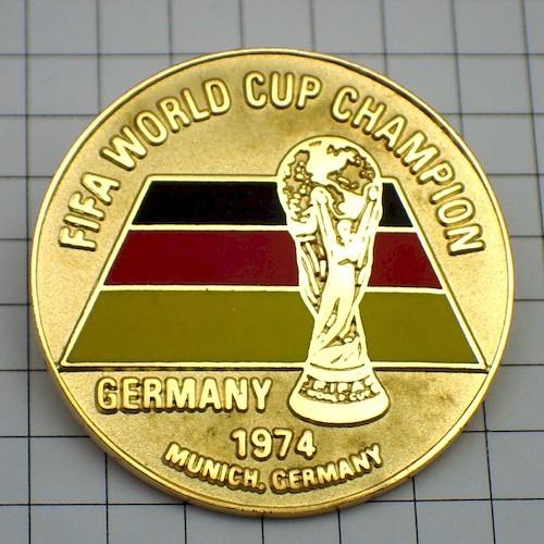 1970年から1982年迄のワールドカップ大会ピンズ ピンバッジ・サッカーワールドカップ大会ドイツFIFA優勝杯