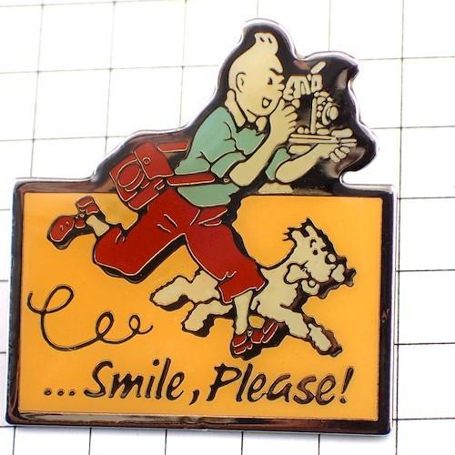 ピンバッジ・タンタンとスノウィ写真カメラマン漫画◇フランス限定