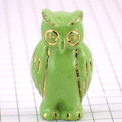 フェブ・緑色のフクロウ梟ミミズク鳥◇フランス限定フェーヴ