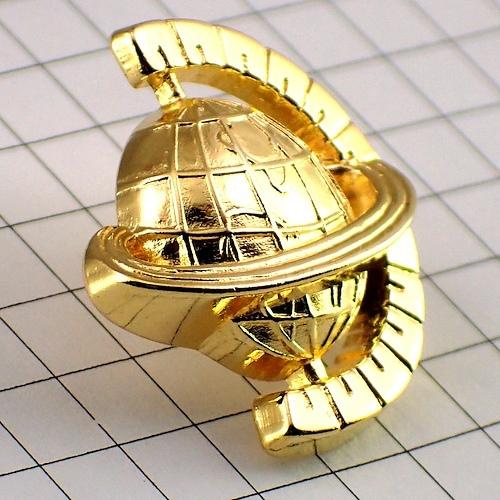 ピンバッジ・地球儀ゴールド金色◇フランス限定ピンズ◇レアな