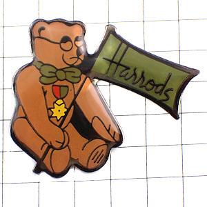 ピンバッジ・ハロッズのテディベアぬいぐるみ熊連合王国バス発着場◆フランス共和国押さえるピンズ◆レアなヴィンテージものいの一番記章 楽器、手芸、コレクション-ビンテージおもちゃ-コレクション、趣味