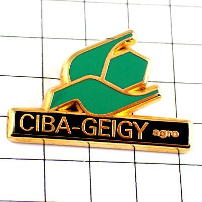 ピンバッジ・緑色の薬スイスの製薬会社チバガイギー社ノバルティス社