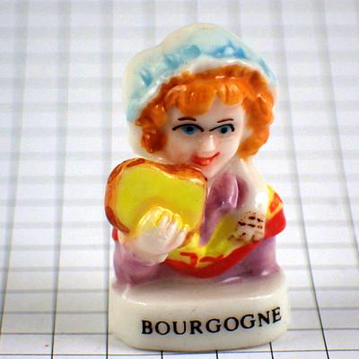 フェブ・ブルゴーニュ地方の女の子◇フランス限定フェーヴ