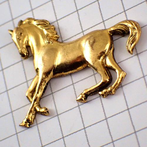 【vintage】18K ゴールド　ホース　ウマ　ピンバッジ　ミニ vintage】18K ゴールド ホース ウマ ピンバッジ ミニ