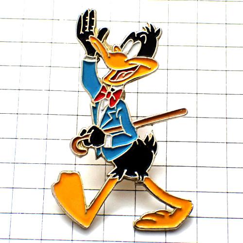 【希少】ピンバッジ　コレクション ピンバッジ・雪山の紋章スキーを楽しむ熊◇フランス限定ピンズ◇レアな