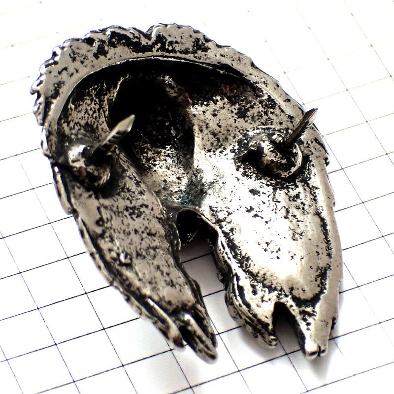 ピンバッジ・髪の生えたドクロスカル音楽ヘビメタ系ピューター製