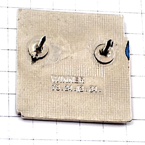 ピンバッジ・フランス製の家具 MEUBLE LIGNE-ROSET◇フランス限定