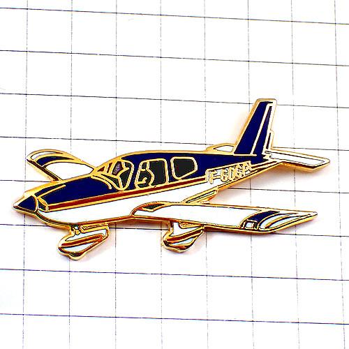 ピンバッジ・単発エンジンの飛行機◇フランス限定ピンズ◇レアな