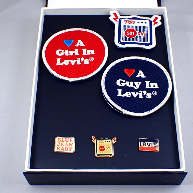 ピンバッジ・箱入りリーバイス501ジーンズ洋服 LEVIS LEVIS-501-DAY