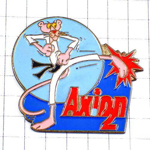 ピンバッジ・ピンクパンサー漫画アニメ空手カラテ黒帯キック武道 PINK