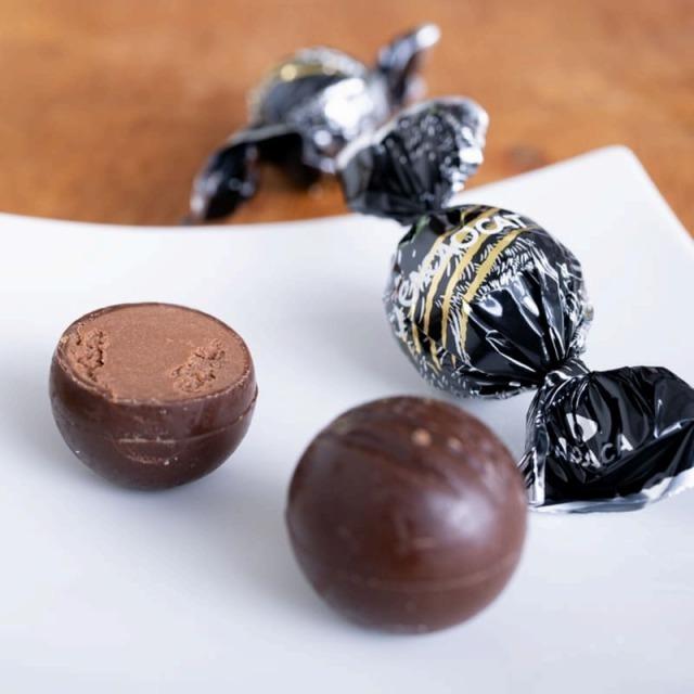 バレンタインギフト Dadaca チョコ トリュフ チョコレート かわいい お菓子 スイーツ プレゼント 可愛い ダダカ カカオキャット チョコ 5個入 6種類セット Kakaocat 6 Pionネットshop 通販 Yahoo ショッピング