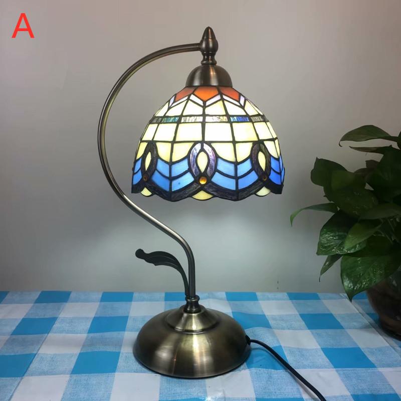 経典 寝室 豪華 レトロ 花柄 テーブルランプ 読書灯 アンティーク 綺麗な卓上照明 ステンドグラス 飾り電灯 北欧 卓上ランプ 書斎 ガラス工芸 おしゃれ テーブルライト デザイン B Demolition Training