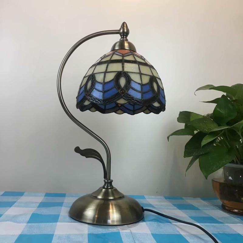 経典 寝室 豪華 レトロ 花柄 テーブルランプ 読書灯 アンティーク 綺麗な卓上照明 ステンドグラス 飾り電灯 北欧 卓上ランプ 書斎 ガラス工芸 おしゃれ テーブルライト デザイン B Demolition Training