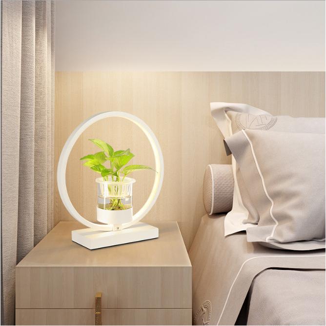 卓上ライト 北欧 照明器具 インテリア おしゃれ 書斎 寝室 デスクライト ベッドサイドランプ スタンドライト