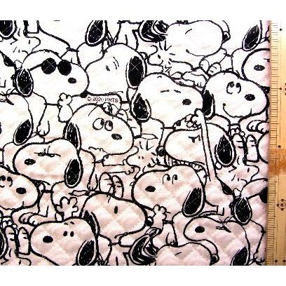 ｑ キャラクター キルティング 生地 スヌーピー 生成 柄番号１２７ キルト 生地幅 約106cm 表地 オックス Q Kq 4933 Q Kq 4933 手芸のピロル ヤフーshop 通販 Yahoo ショッピング