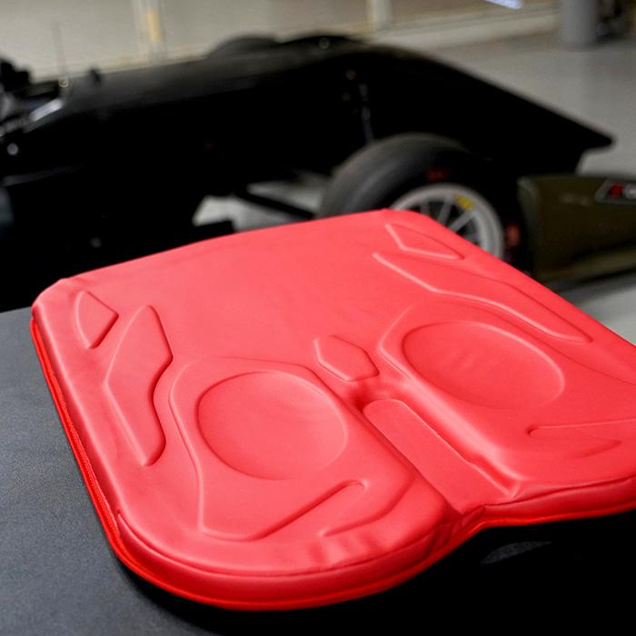 【新品】 エクスジェル ピロレーシング 車椅子用クッション アウルアクティブ 厚み6.5cm 【H7174690028】(25806円)