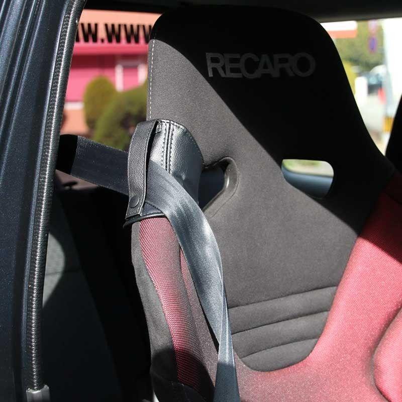 VENUS「JADE シートベルトガイド」レカロシート用ブラック