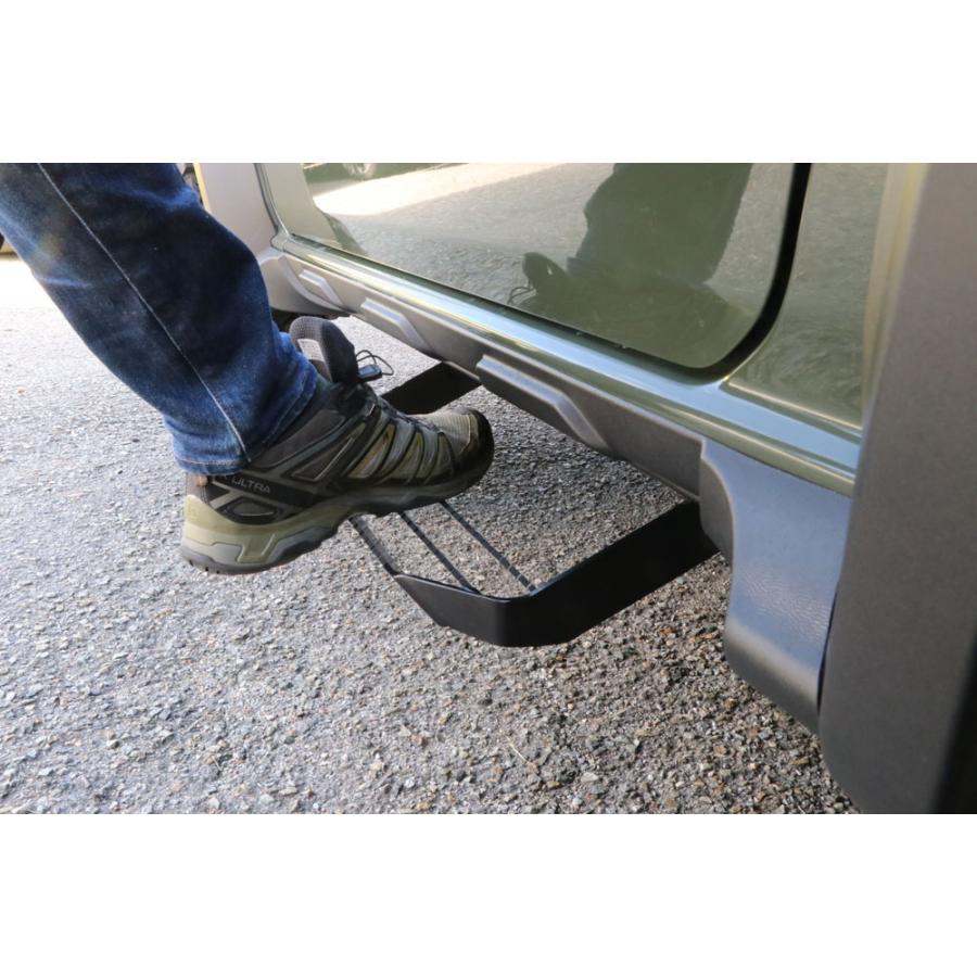 ジムニーシエラJB74W専用薄型サイドシルガーニッシュ 「PISTONスリム