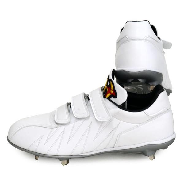 ワールドペガサス Worldpegasus 樹脂底スパイク スムース 3本ベルト式