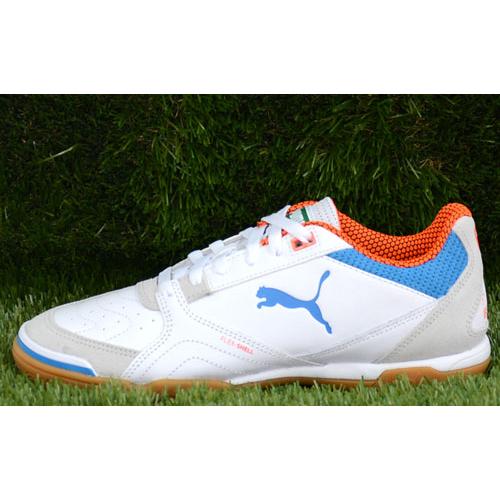 新発売の プーマ イベロ Puma プーマフットサルシューズfw 01 特売 Nooitmeergrasmaaien Be