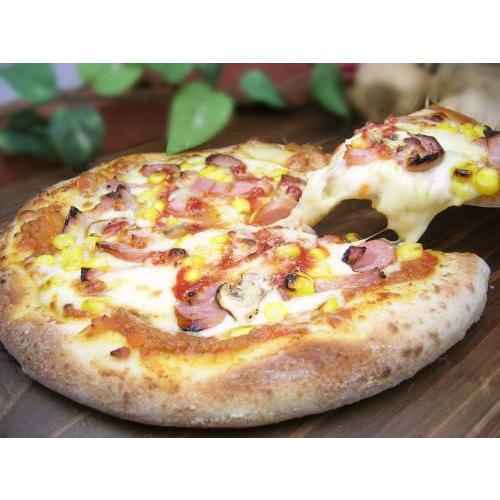 い出のひと時に とびきりのおしゃれを ピザ ミートソースのpizza cm