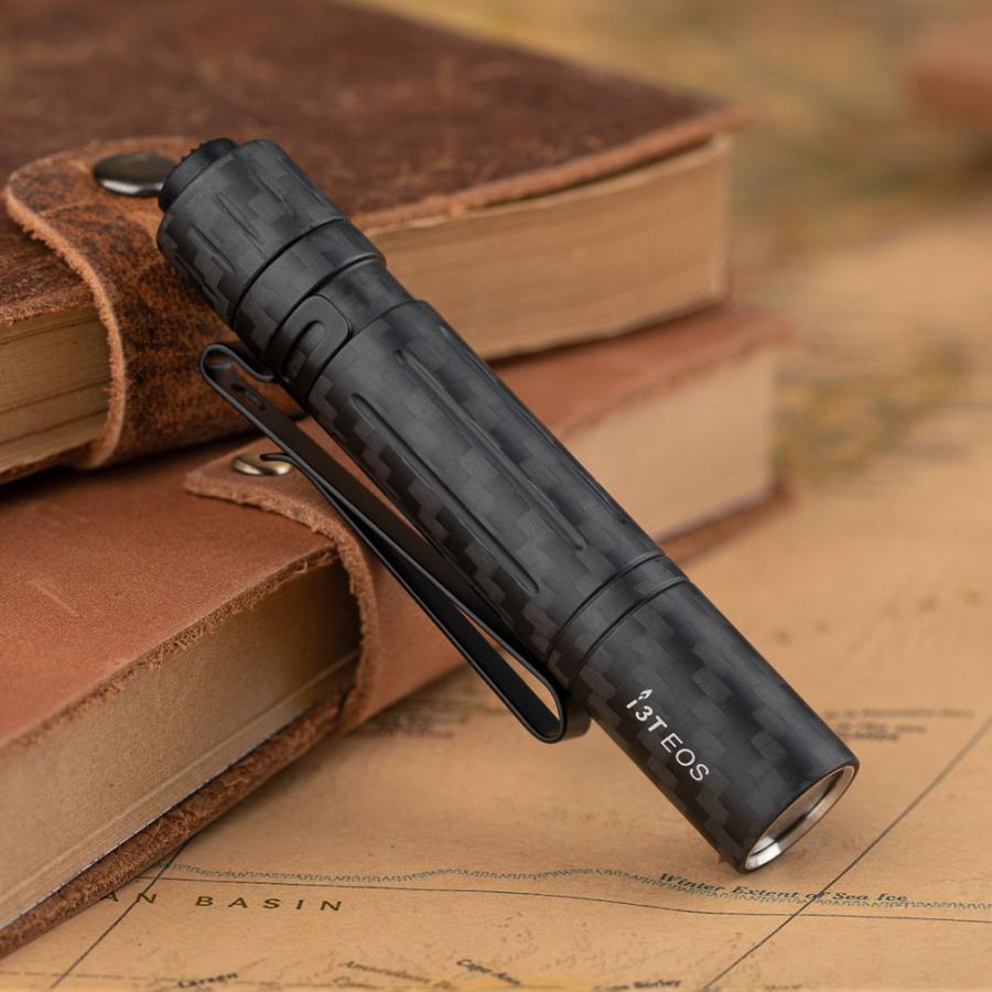 OLIGHT オーライト i3T EOS LED ミニライト 電池式 カーボンファイバー