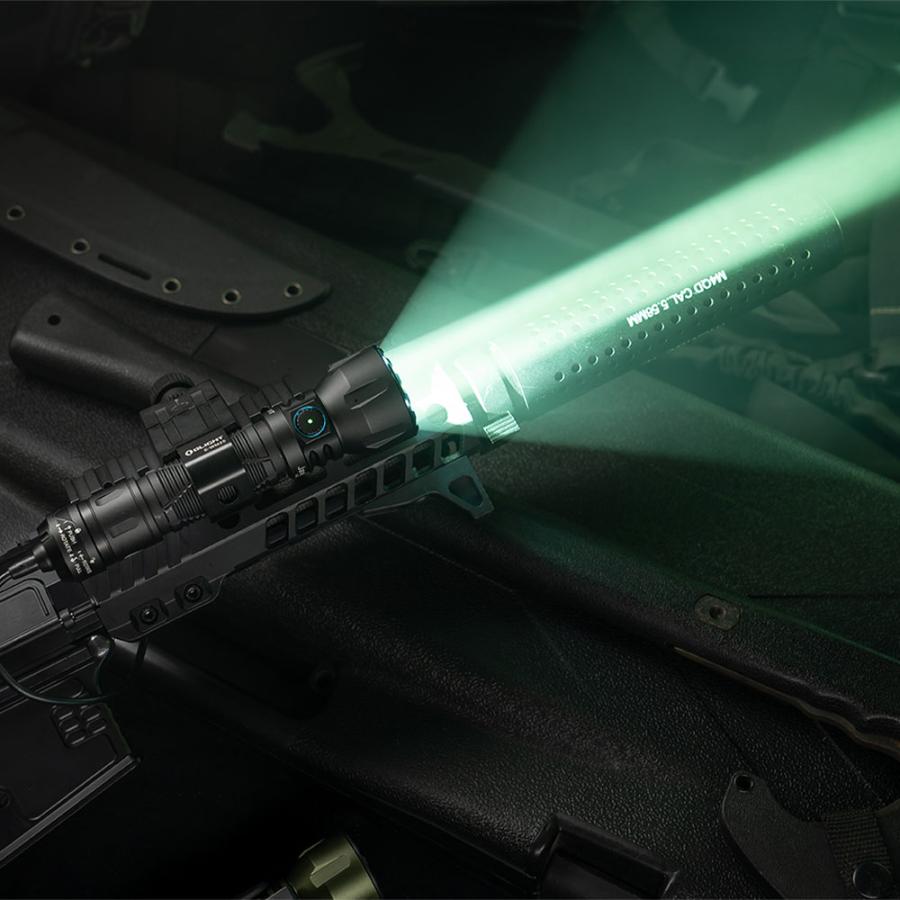 OLIGHT オーライト Javelot タクティカルスポットライト 1350ルーメン