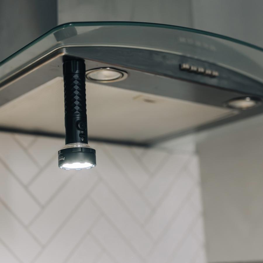 OLIGHT 懐中電灯 LED 強力 充電式 オーライト Prowess Olight 両方向