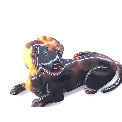 本べっ甲 ブローチ カワイイ ワンちゃん ダックスフント バラフ キュート オーガニック お洒落 天然素材（B-076）の画像