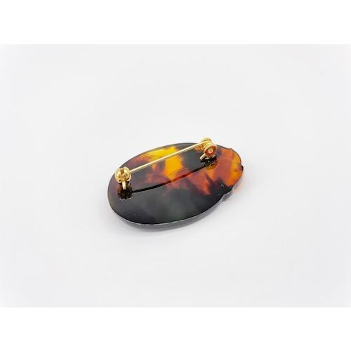 本べっ甲 ブローチ 希少 本水目 ネコ 艶 自然 彫刻 逸品 天然素材（B-084）の画像