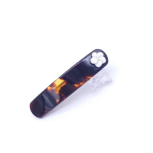本べっ甲 髪留 シンプル 髪留め  蝶貝花 お洒落 大人カワイイ 鼈甲 存在感 バレッタタイプ （KE-014）の画像