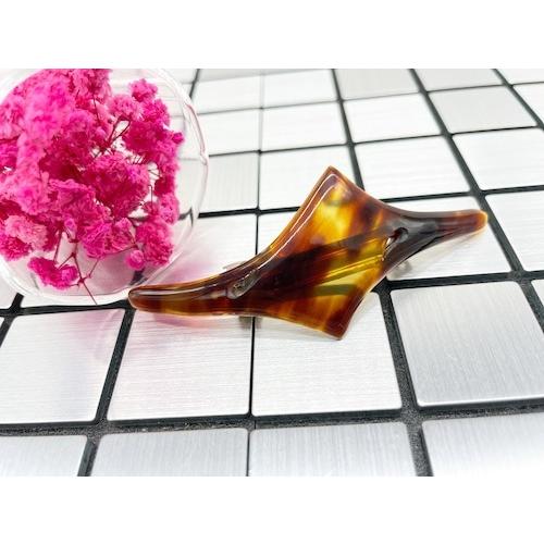 本べっ甲 髪留め 希少 贅沢 シャープ 立体 ひねり 華やか 光沢 バレッタ 天然素材  (KE-046)の画像