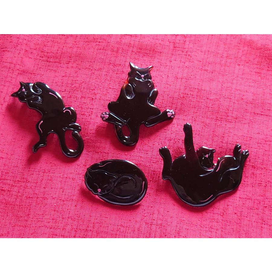 本べっ甲 蒔絵 鼈甲ネコ ポイント 猫 寝子 カワイイ 大人可愛い  伝統 天然素材 素敵 (Ma-017) ブローチの画像