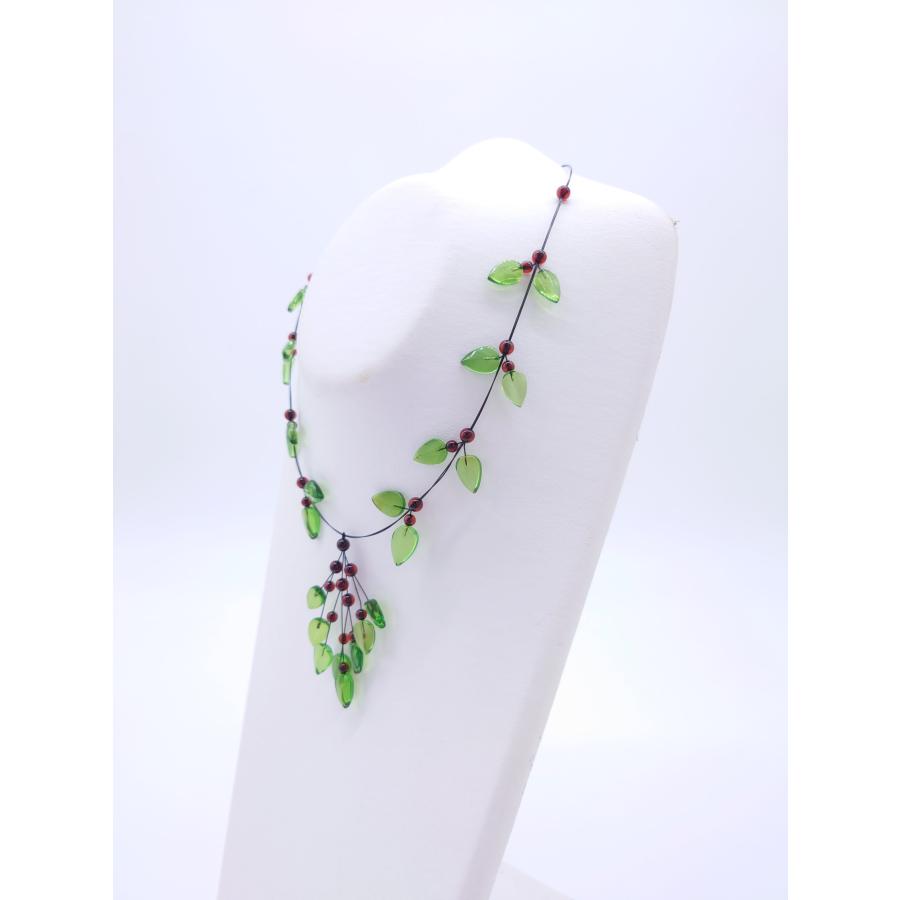 本べっ甲 ネックレス 華やか カリビアンネックレス アクセント リーフ型 カリビアングリーン 琥珀 コニャックカラー カジュアル フォーマル プレゼント (N-178)の画像