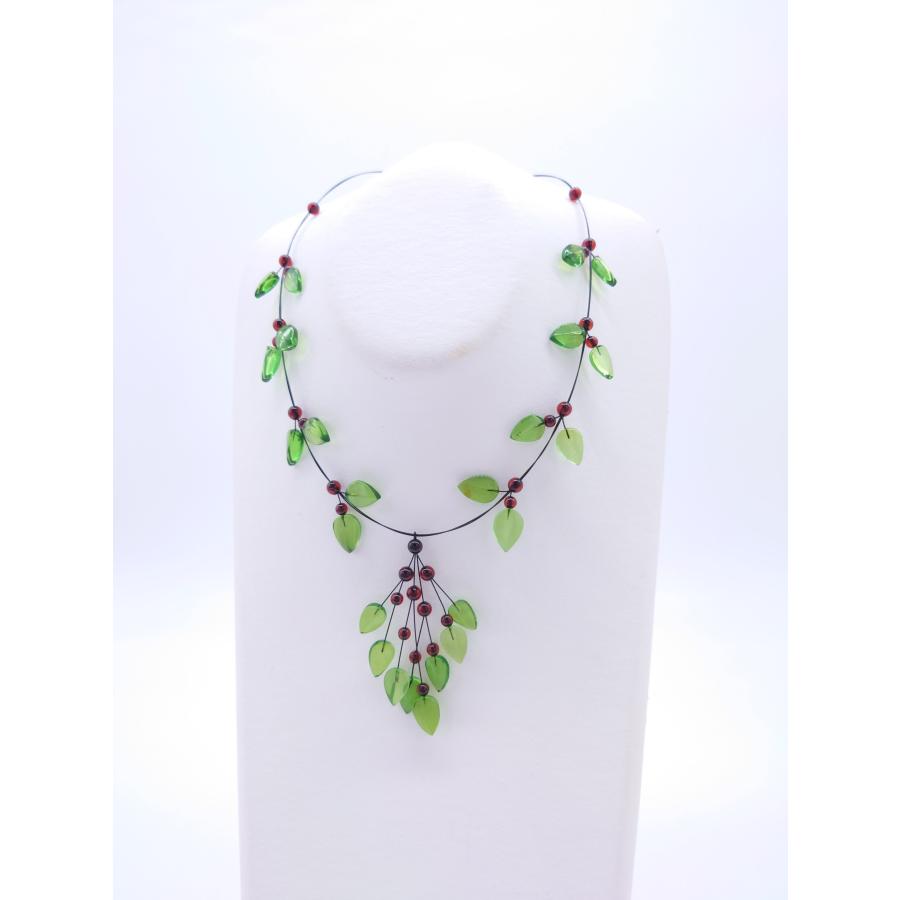 本べっ甲 ネックレス 華やか カリビアンネックレス アクセント リーフ型 カリビアングリーン 琥珀 コニャックカラー カジュアル フォーマル プレゼント (N-178)の画像