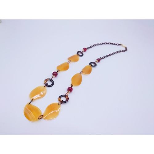 本べっ甲 ネックレス 白甲 琥珀 バロックタイプ ロングネックレス シンプル リーフモチーフ レッドアンバー(N-196)の画像